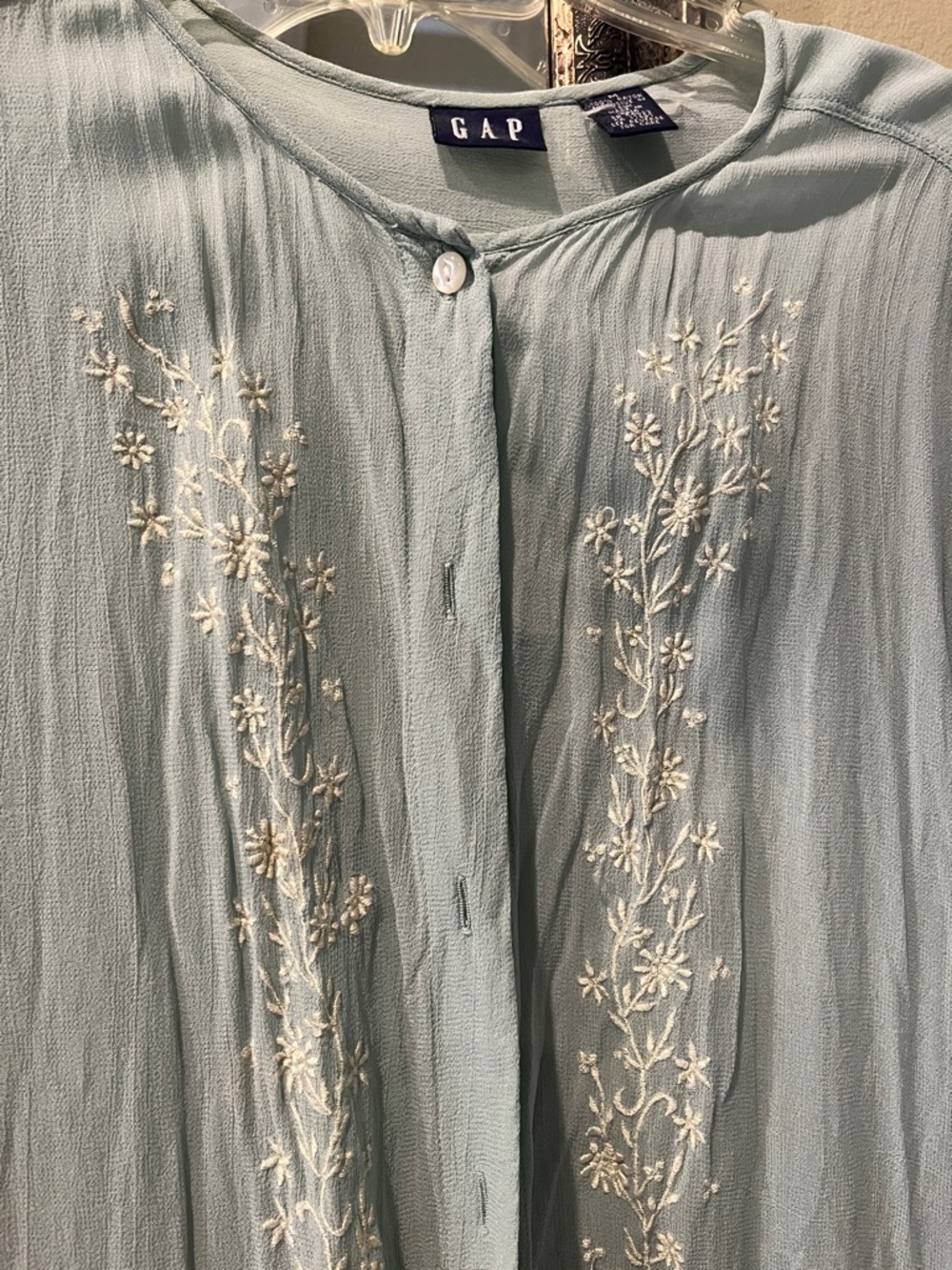 GAP Pale Aqua Embroidered Button-Front 3/4 Blouse Medium